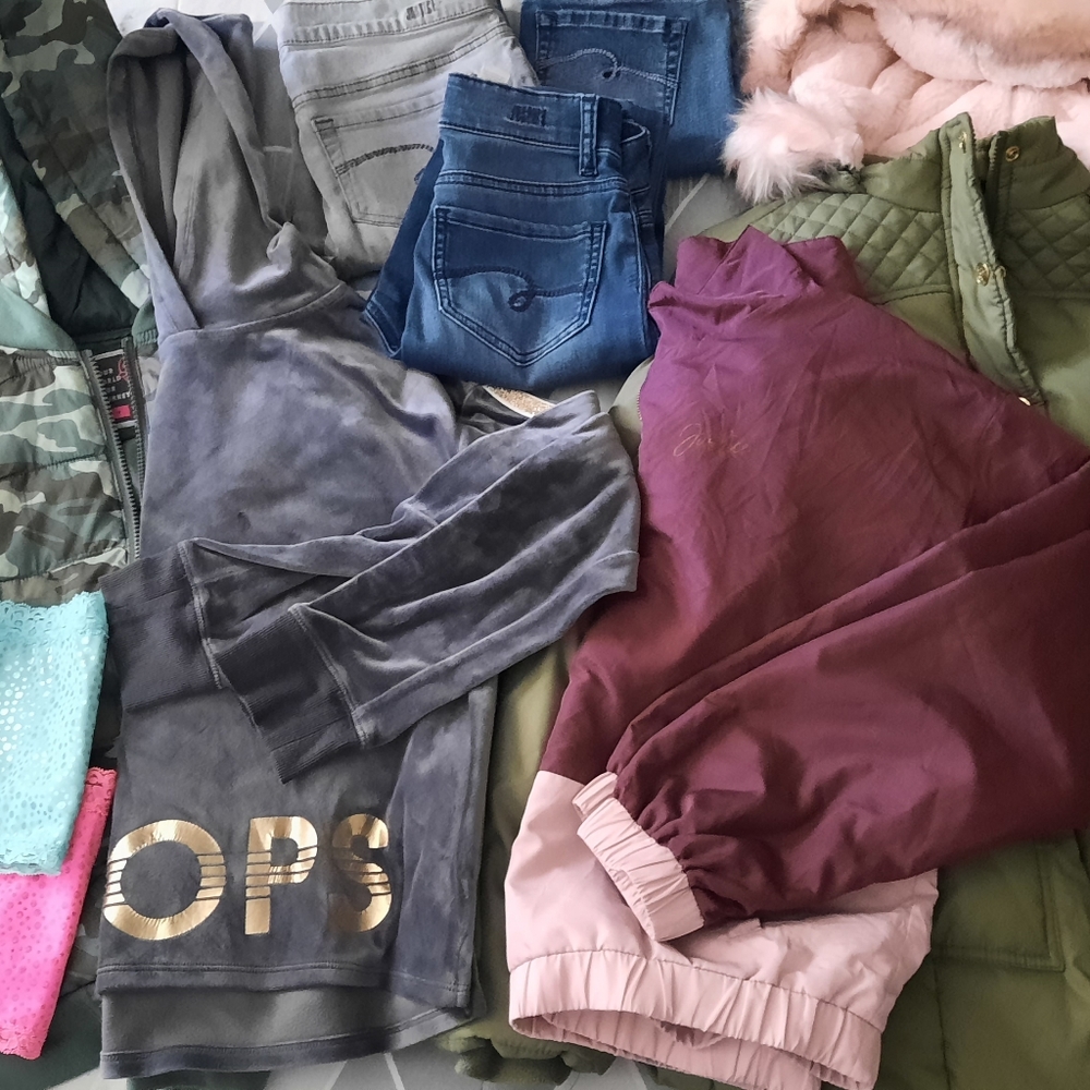 Sold on FB Local $60